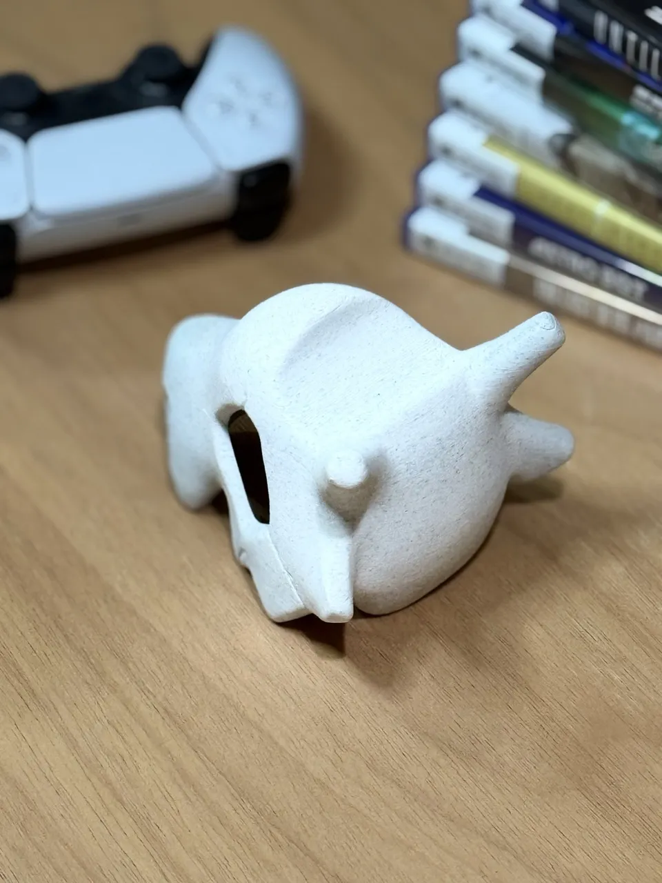 Suporte de Controle Cubone Pokémon - Impressão 3D PLA - Compatível PS5/Xbox/Switch Pro - foto 3